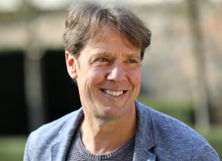 Was tun gegen Krise? Wie der „Frühstücks-Quarch“ die Jugend philosophisch aufmuntern will. Dr. Christoph Quarch, legenda Q