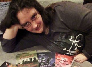 Dämonenbote trifft auf Engel des Todes: Monika Grasl feilt schon am nächsten Duell. Monika Grasl, Autorin