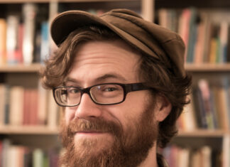 Sagen Sie mal, Jan Bratenstein: Darf ein Buchtitel das Wort „Arschloch“ enthalten? Jan Bratenstein, Autor. (Foto: Robert S. Plaul)