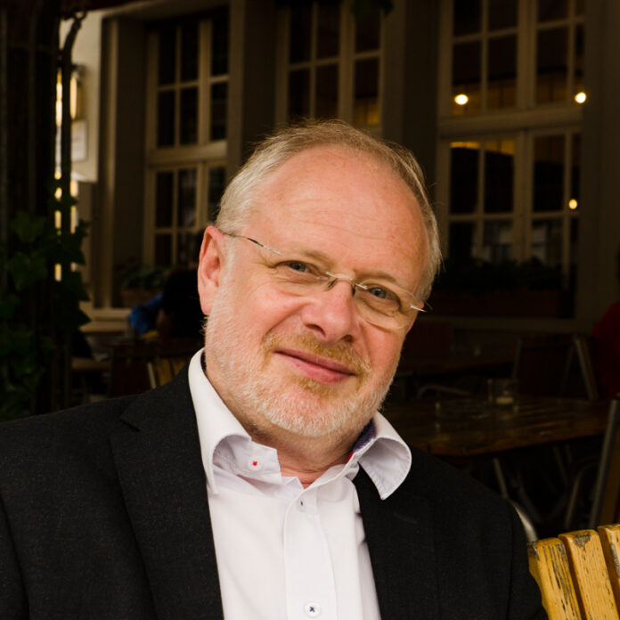 Thomas Michael Glaw, Autor und Verleger (mediathoughts Verlag)