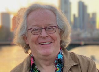 Sagen Sie mal, Ruprecht Frieling: Welche Bücher dürfen im Urlaubsgepäck nicht fehlen? Wilhelm Ruprecht Frieling alias "Prinz Rupi", Autor und Verleger.