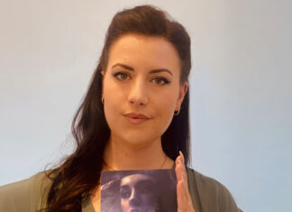 Werwölfe, roter Nebel und eine Prophezeiung in Reimform: Nele Nilsson setzt für ihr Debüt ganz auf Mystik. Nele Nilsson, Autorin.