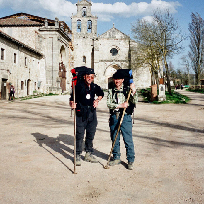 Theo Nieder (rechts) mit Bruder Rudolf. (Foto: privat/Eifelbildverlag)