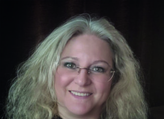 Bettina Ickelsheimer-Förster Bettina Ickelsheimer-Förster, Verlegerin Shadodex