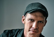 Ein Superstar für die Punk-Maus: Tobias Regner gibt Napoleon eine Stimme. Tobias Regner. (Foto: PR/Theil Verlag)