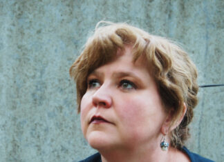 Wo Quarkquetscher und Mondputzer wohnen: Claudia Puhlfürst geht auf Spitznamen-Suche im Erzgebirge. Claudia Puhlfürst, Autorin. Foto: Ulrich Puhlfürst